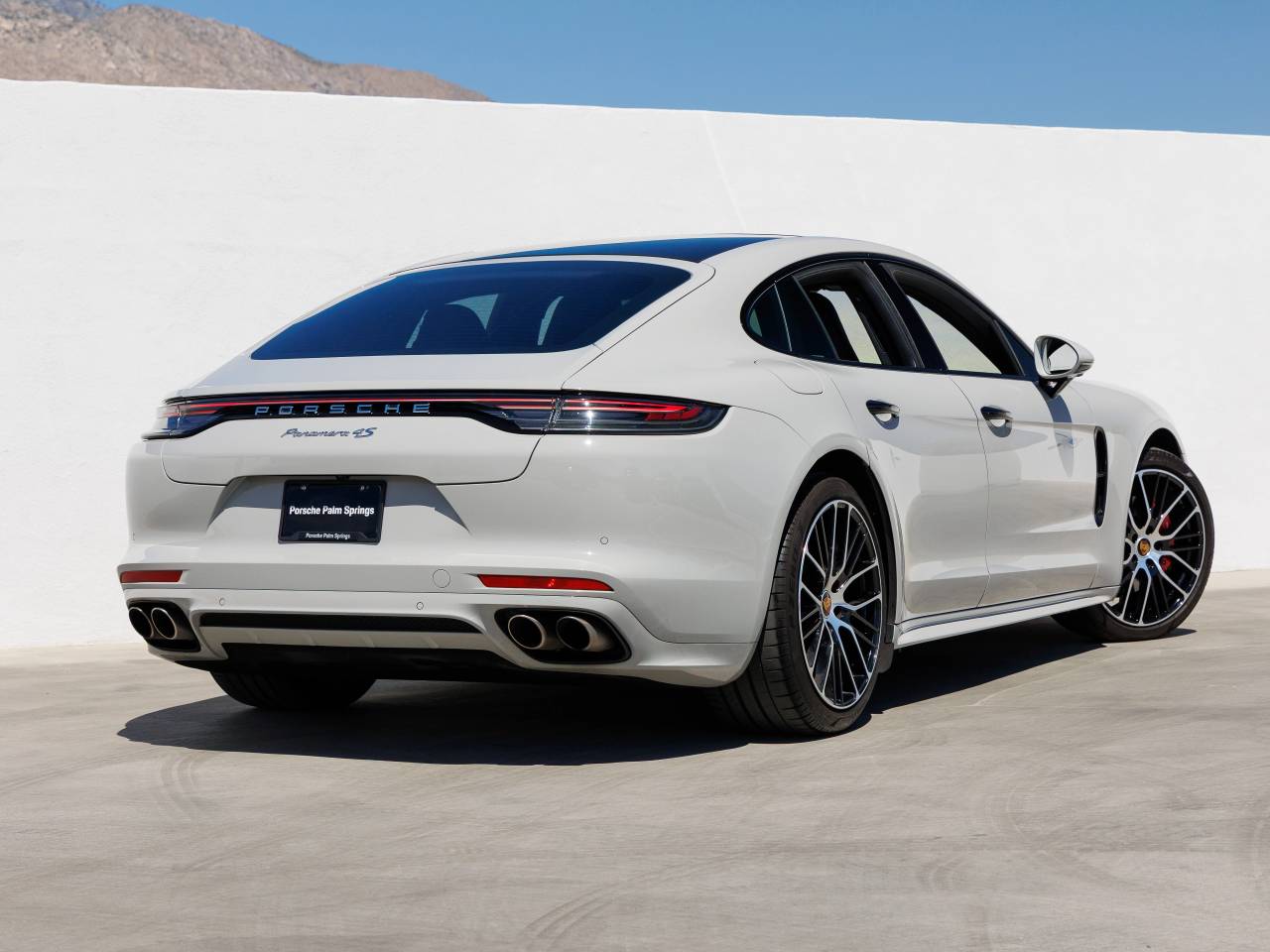 2023 Porsche Panamera 4S