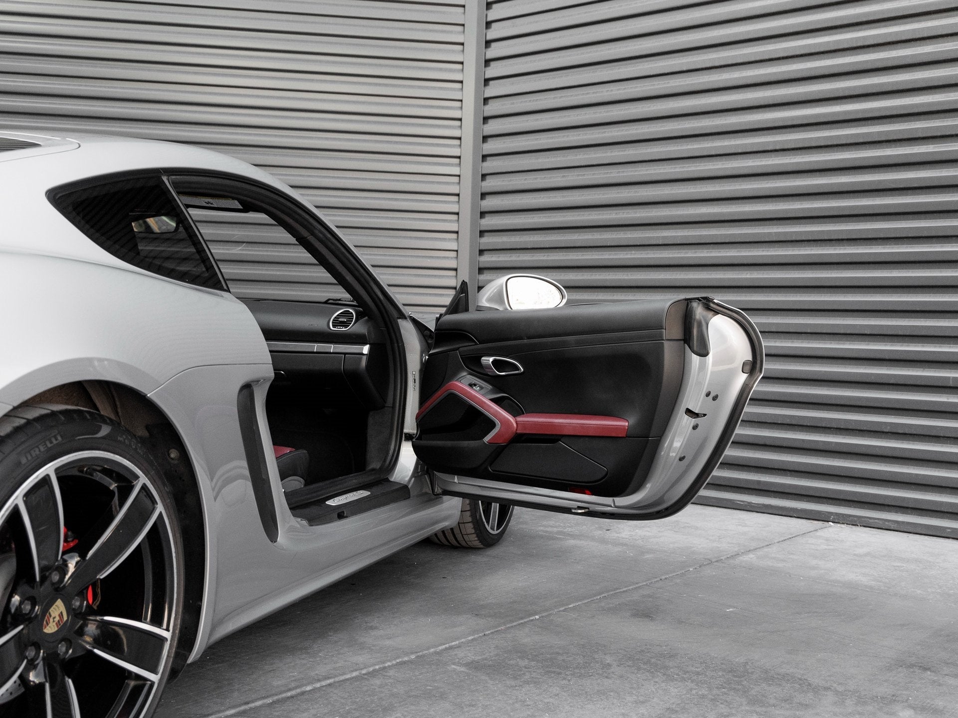 2018 Porsche 718 718 Cayman S