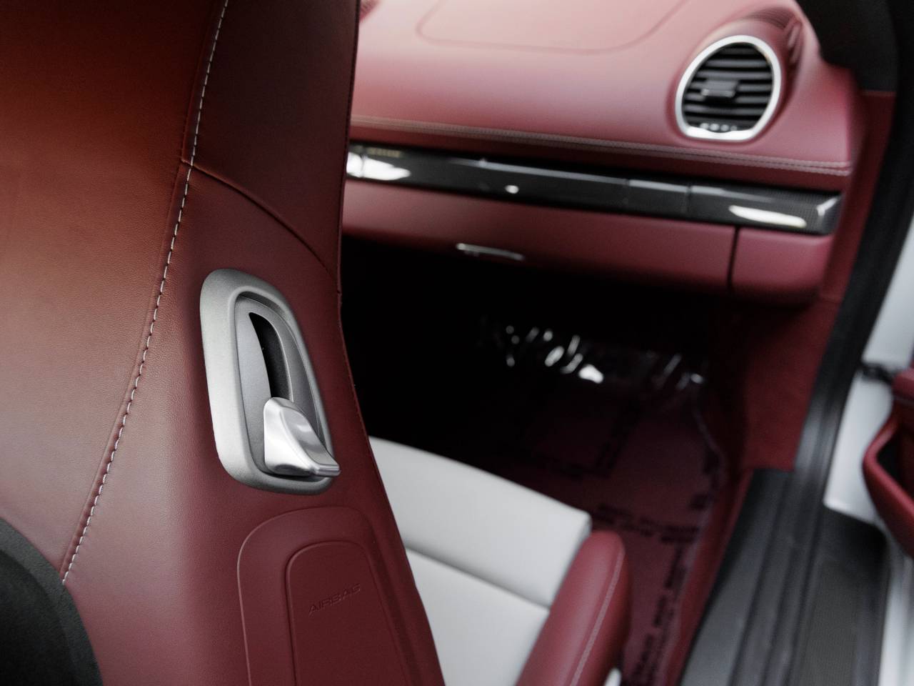 2025 Porsche 718 718 Cayman S