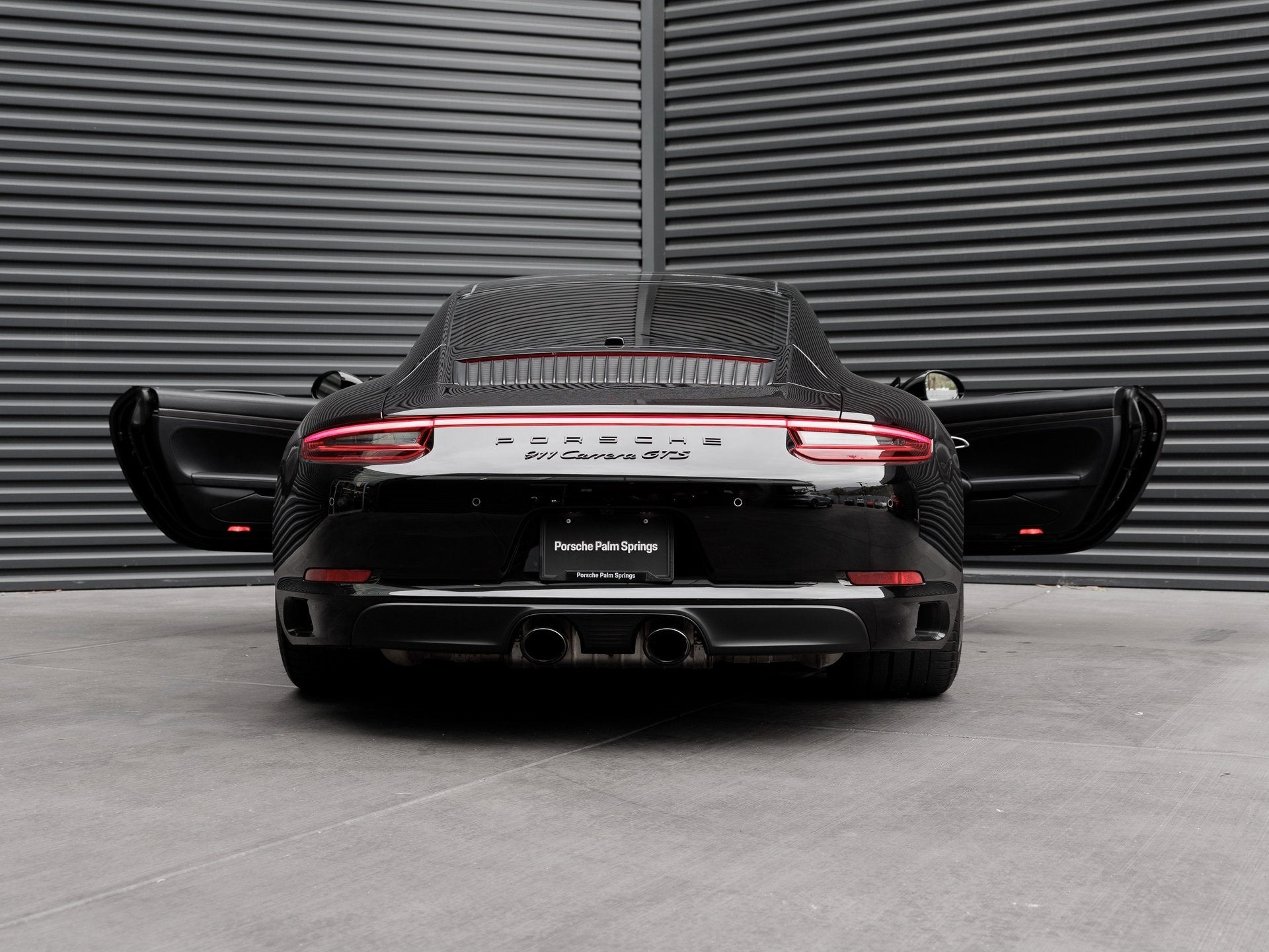 2017 Porsche 911 911 Carrera GTS