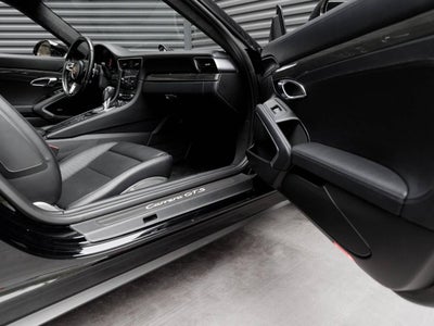 2017 Porsche 911 911 Carrera GTS
