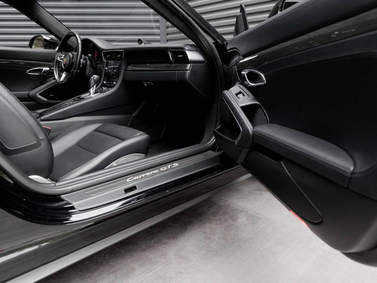 2017 Porsche 911 911 Carrera GTS