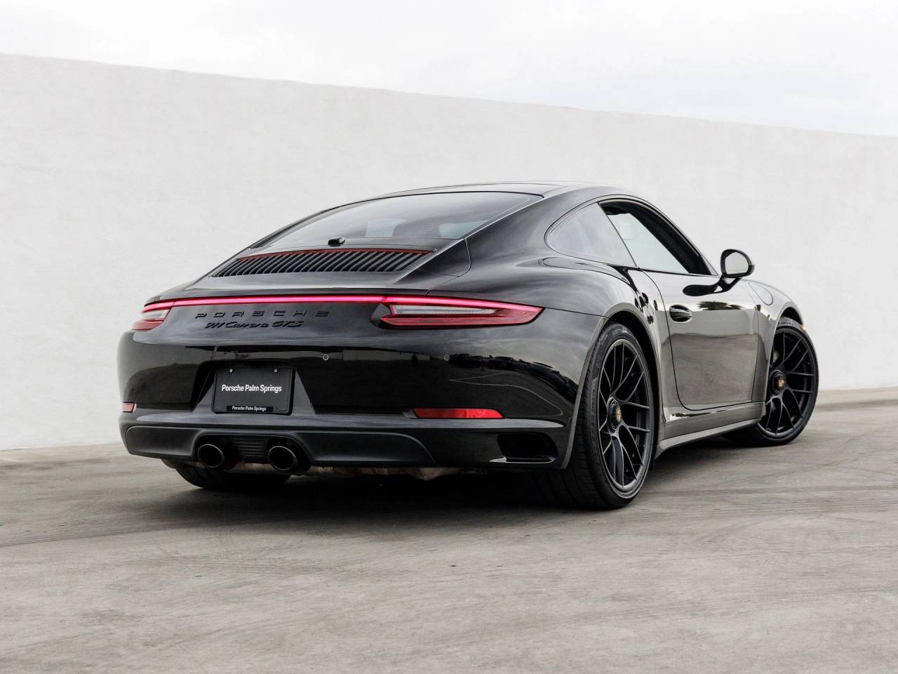 2017 Porsche 911 911 Carrera GTS