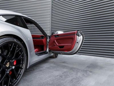 2022 Porsche 911 911 Carrera 4 GTS (MY22)