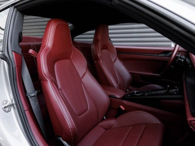 2022 Porsche 911 911 Carrera 4 GTS (MY22)