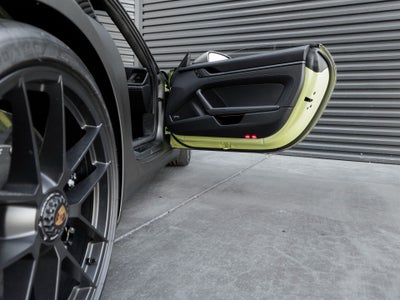 2025 Porsche 911 911 Carrera GTS