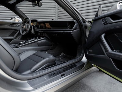 2025 Porsche 911 911 Carrera GTS