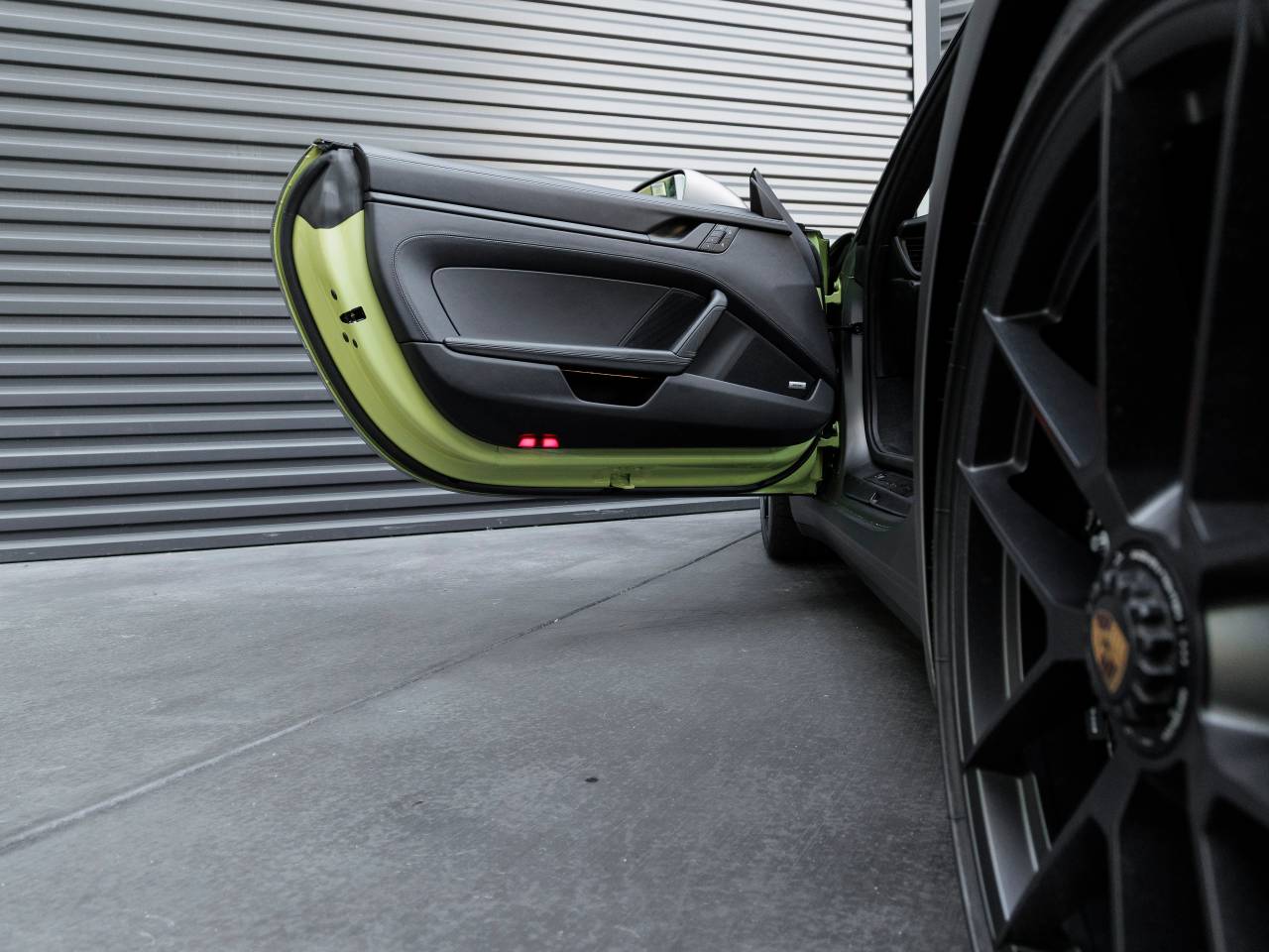 2025 Porsche 911 911 Carrera GTS