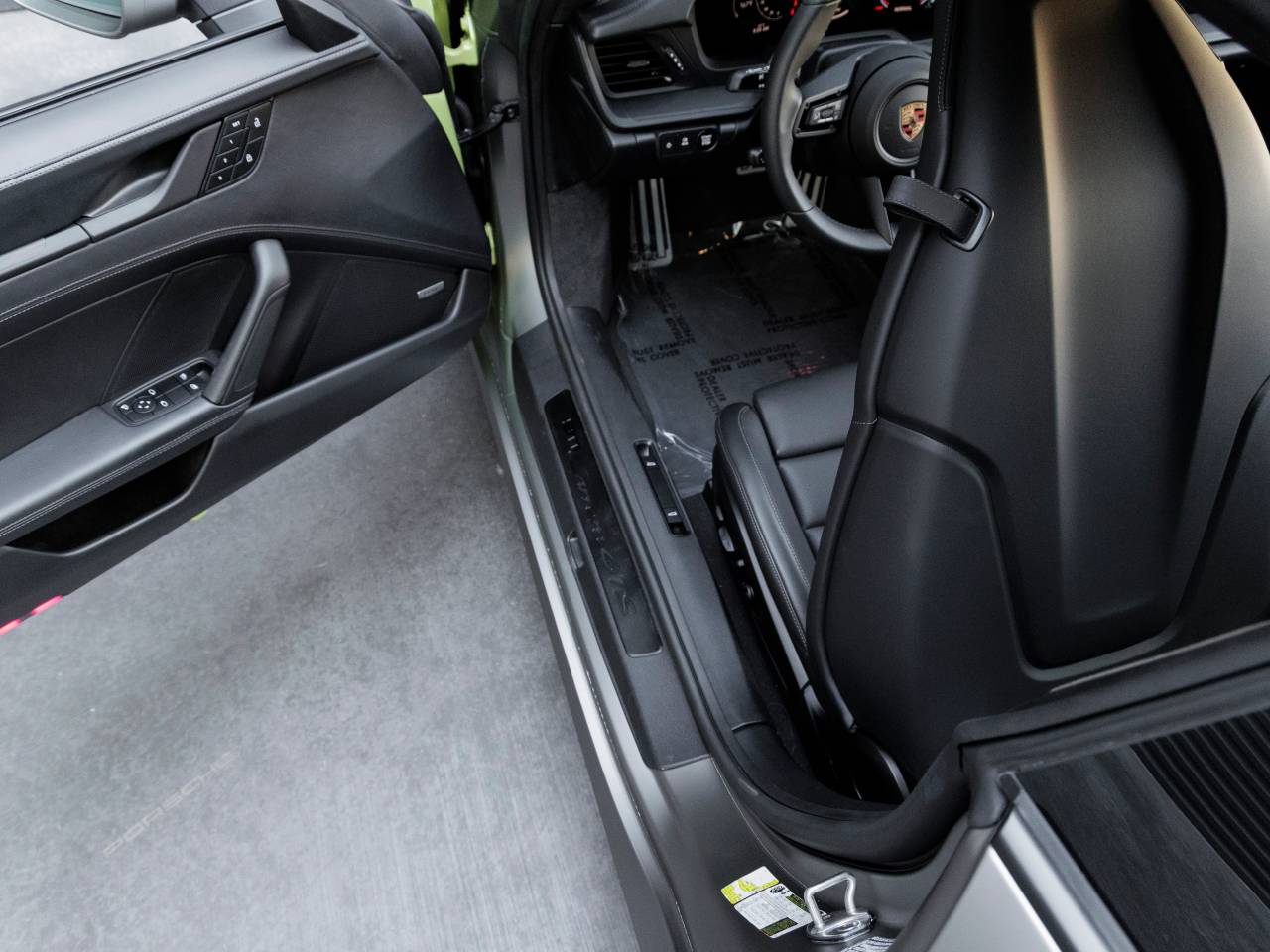 2025 Porsche 911 911 Carrera GTS