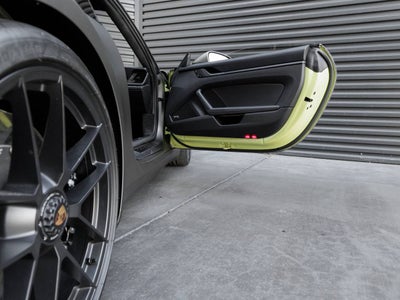 2025 Porsche 911 911 Carrera GTS