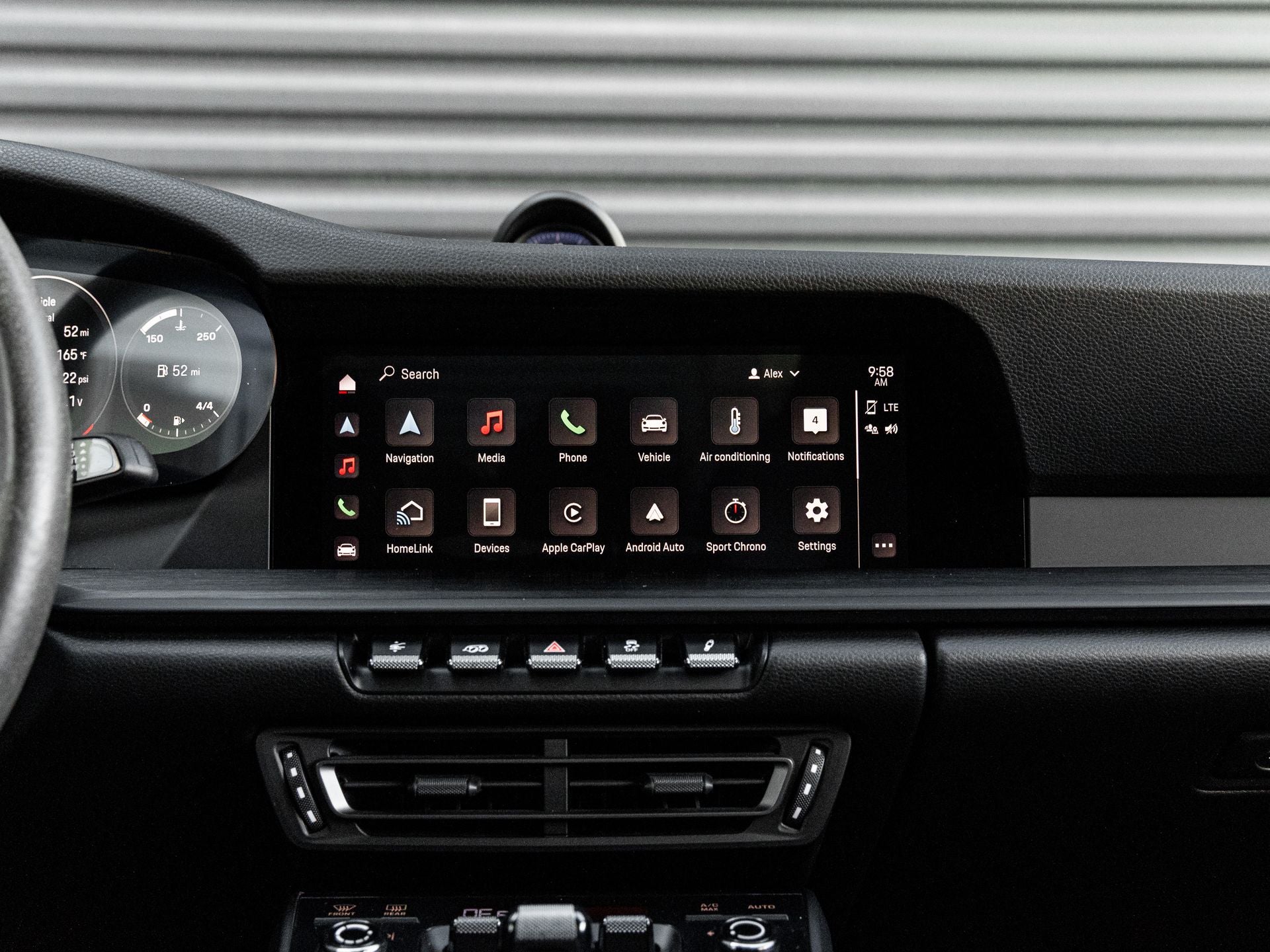 2023 Porsche 911 Carrera GTS