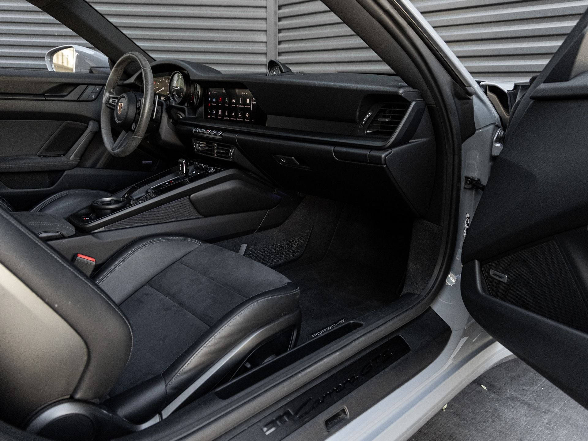 2023 Porsche 911 Carrera GTS