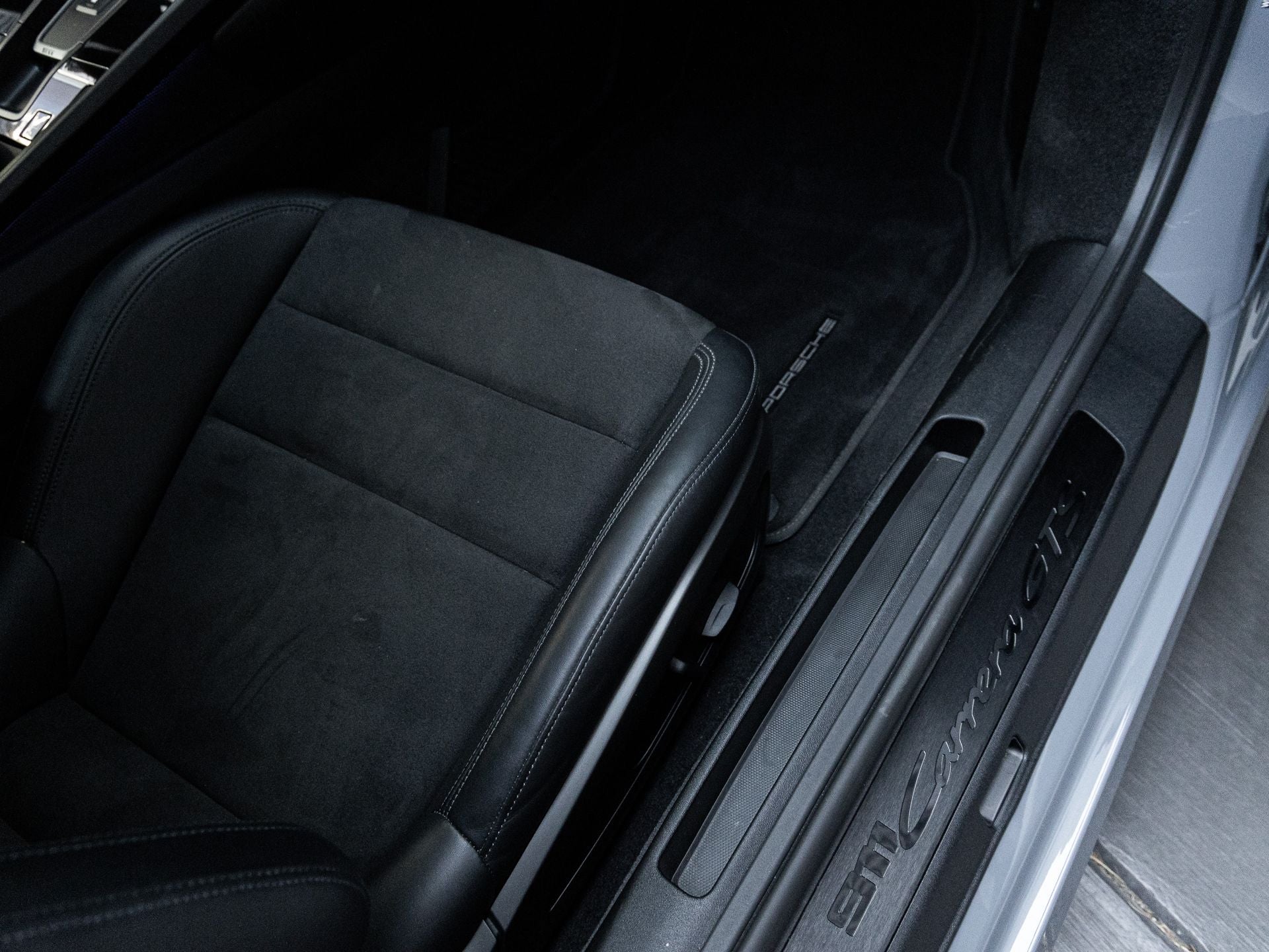 2023 Porsche 911 Carrera GTS