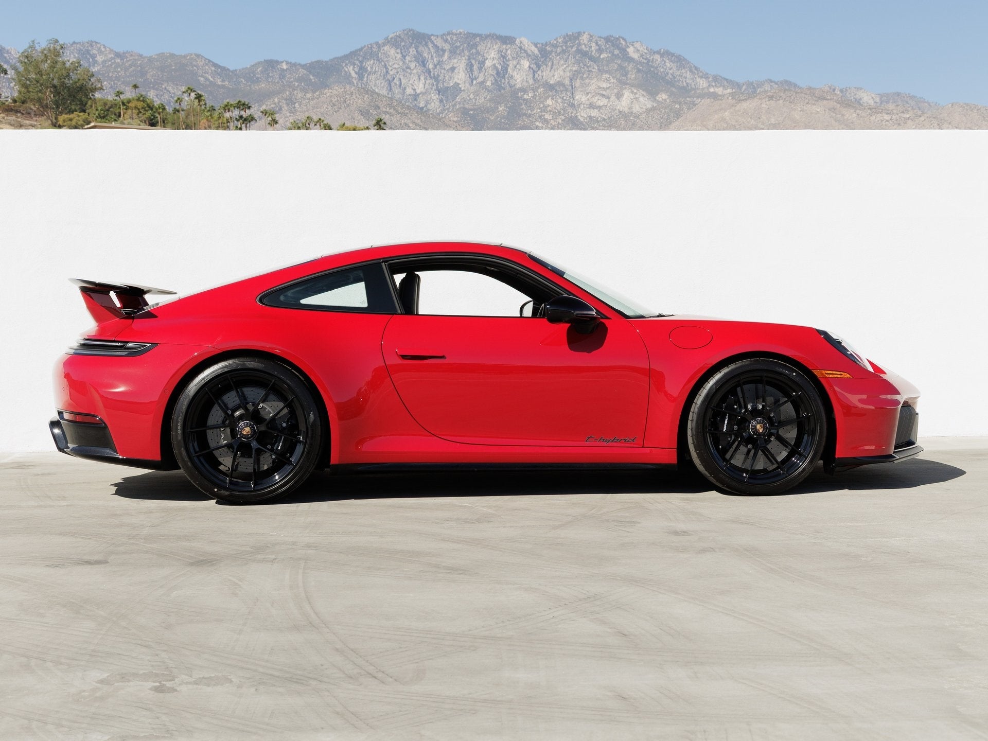 2025 Porsche 911 911 Carrera GTS