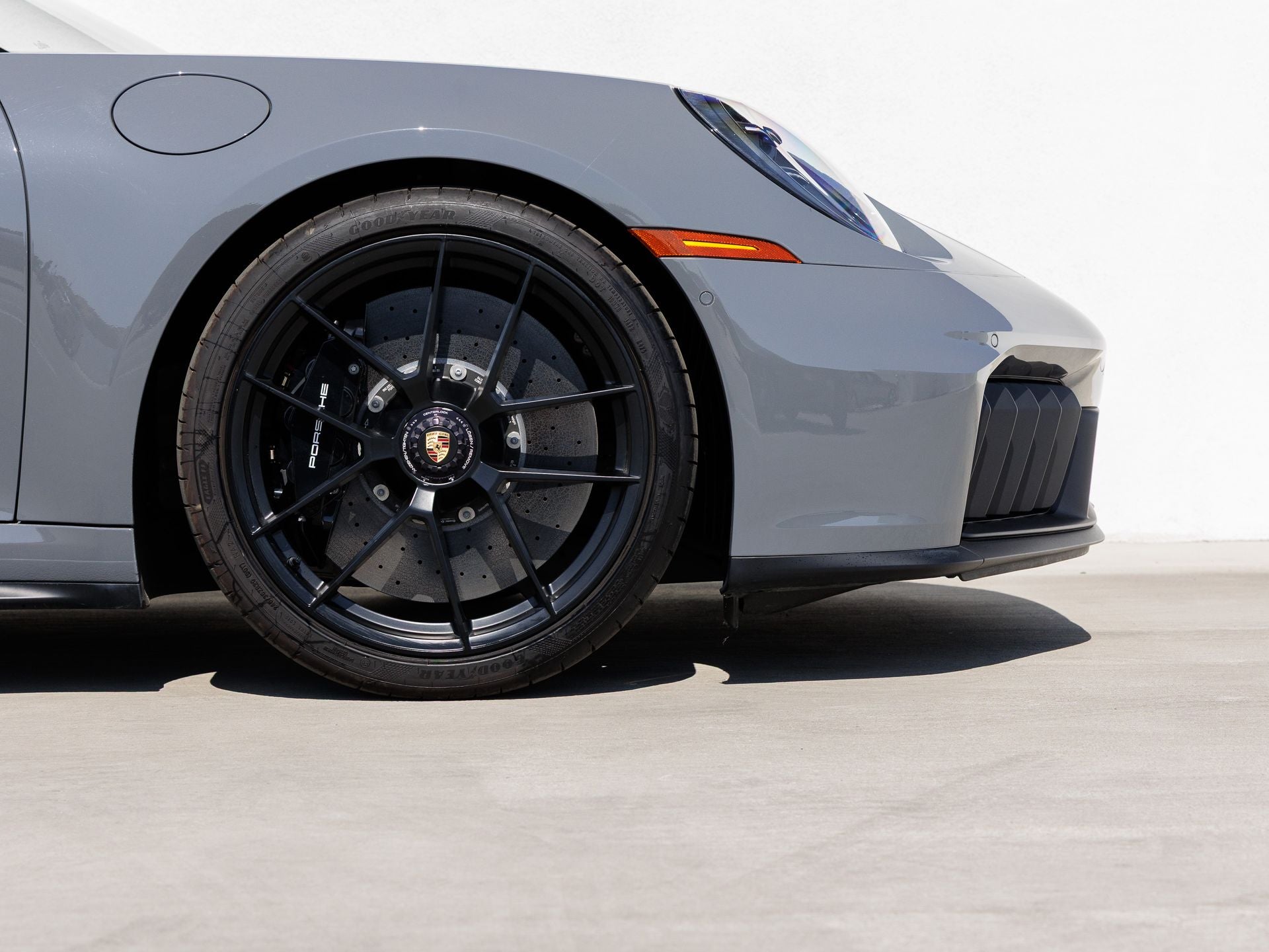 2025 Porsche 911 Carrera GTS