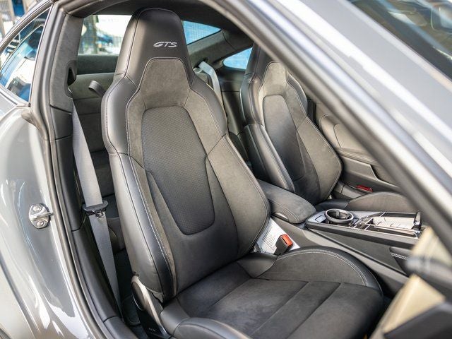 2025 Porsche 911 Carrera GTS