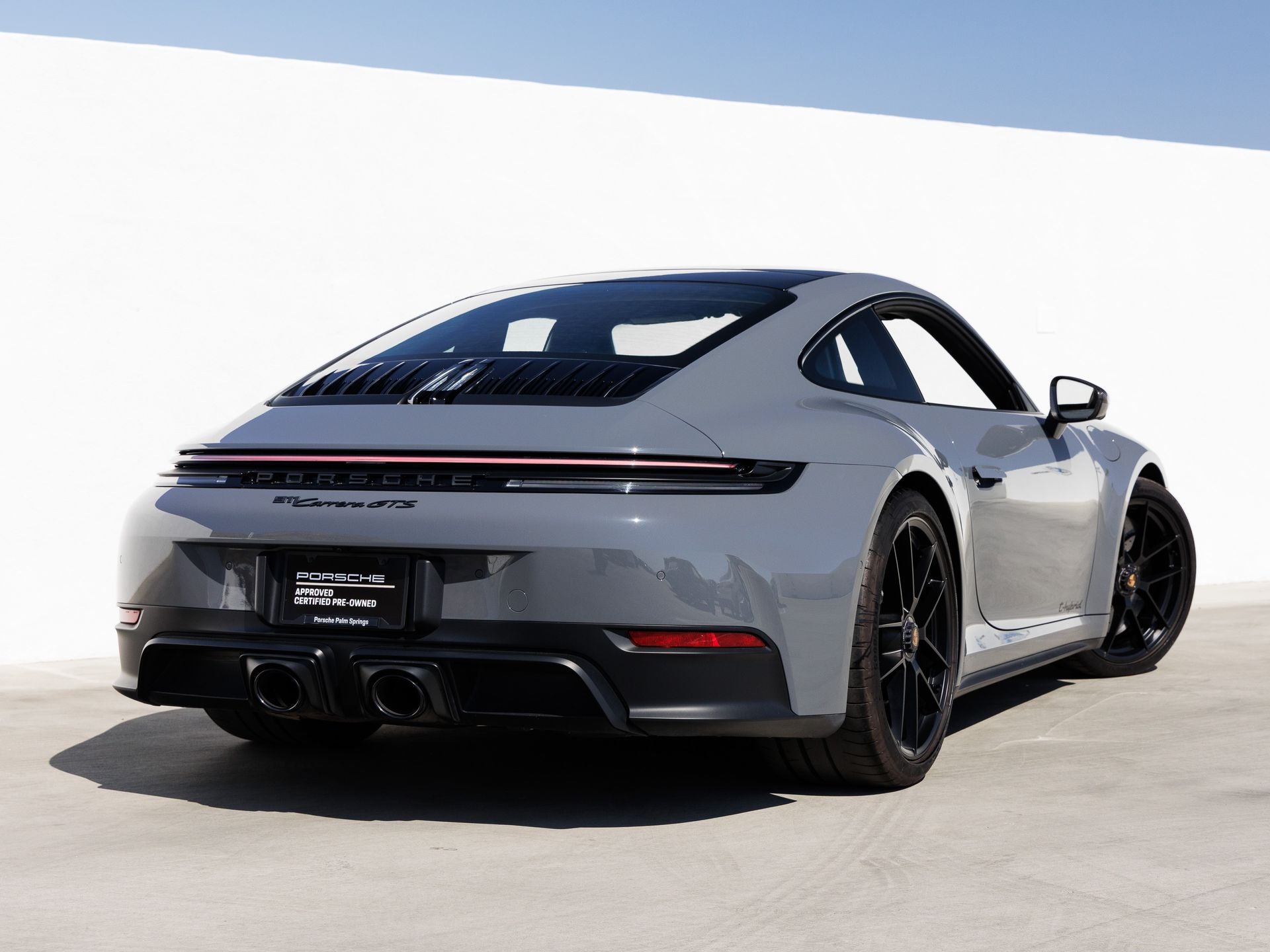2025 Porsche 911 Carrera GTS