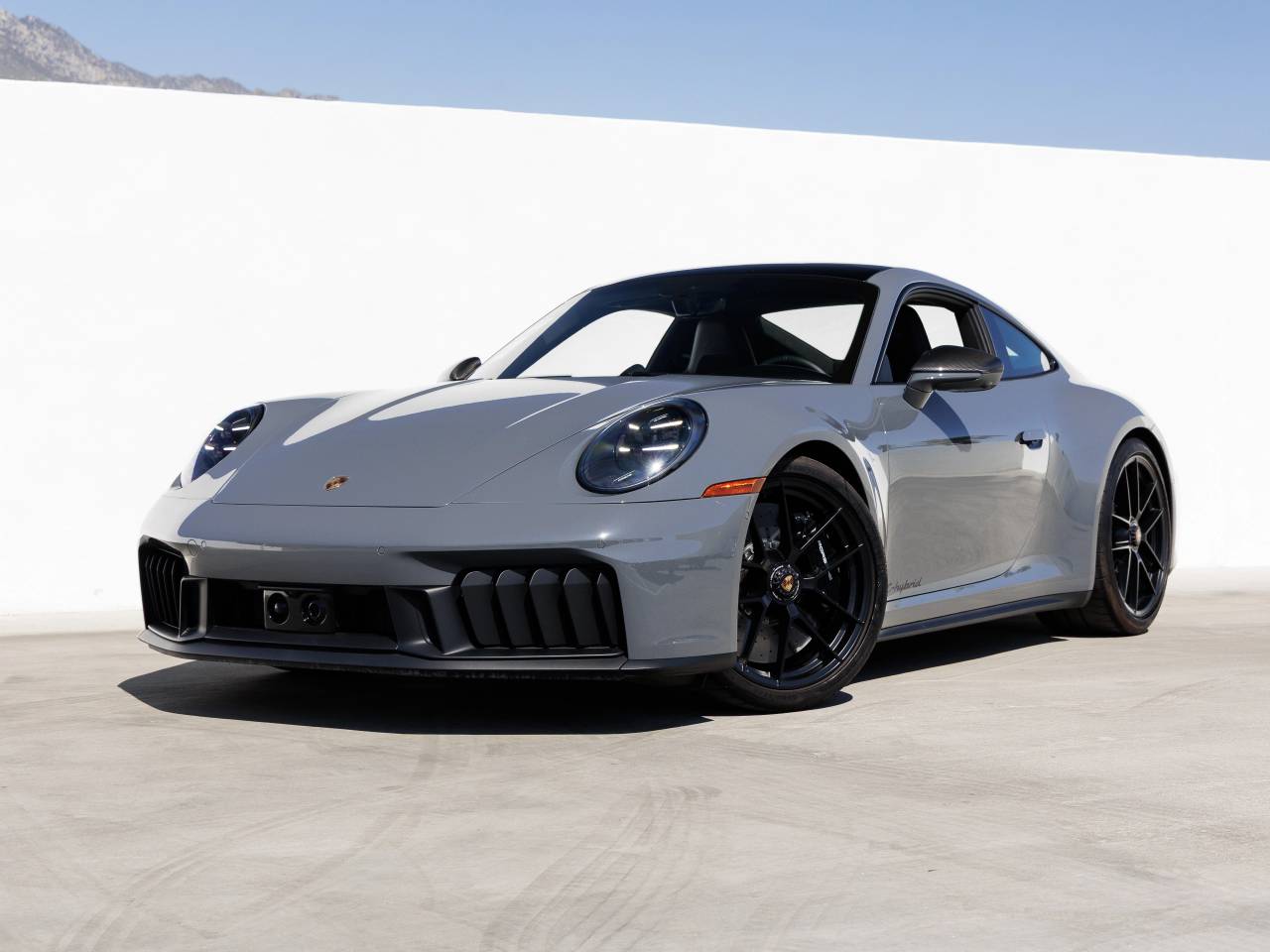 2025 Porsche 911 911 Carrera GTS
