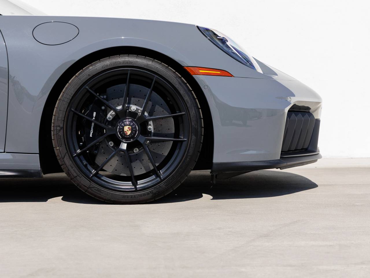 2025 Porsche 911 911 Carrera GTS