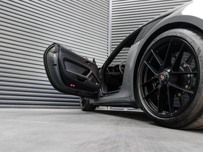 2025 Porsche 911 911 Carrera GTS