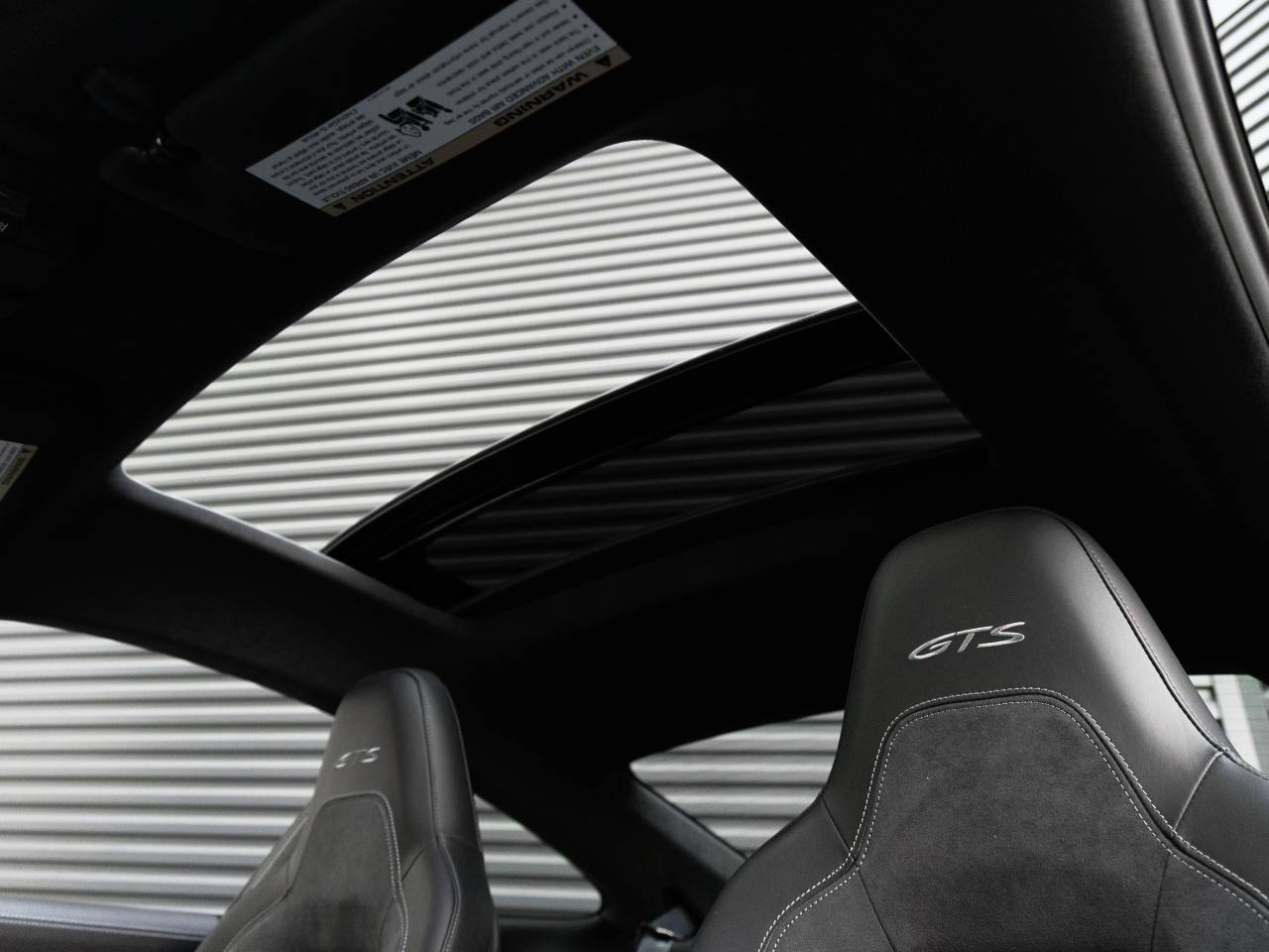 2025 Porsche 911 911 Carrera GTS