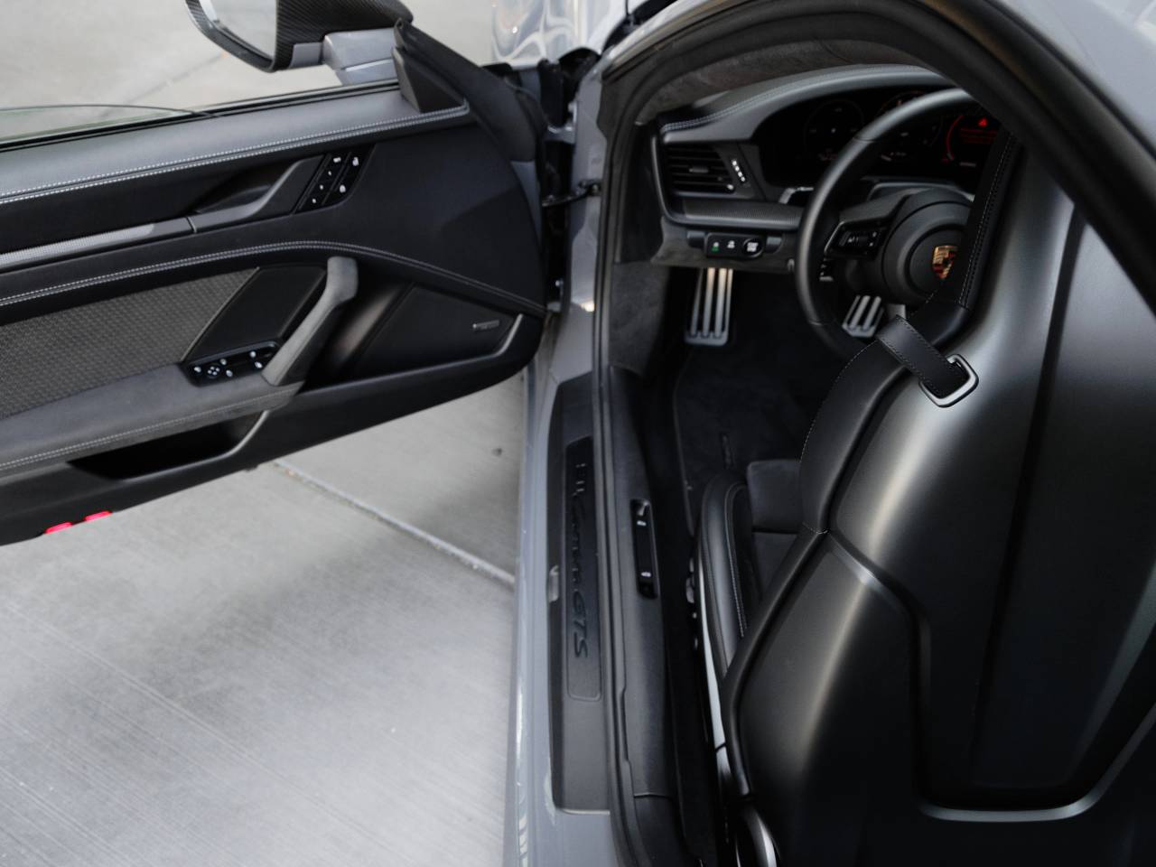 2025 Porsche 911 911 Carrera GTS