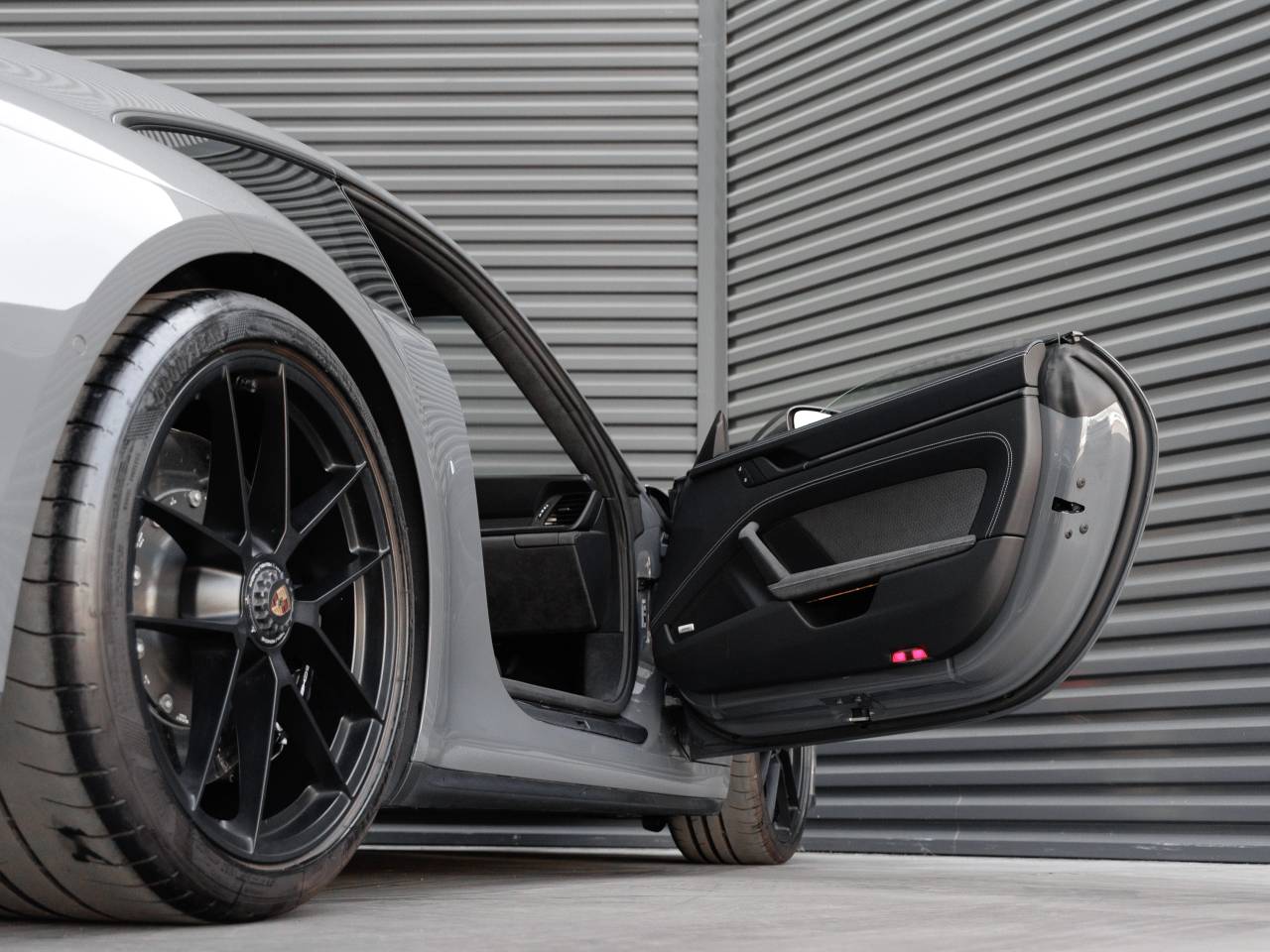 2025 Porsche 911 911 Carrera GTS