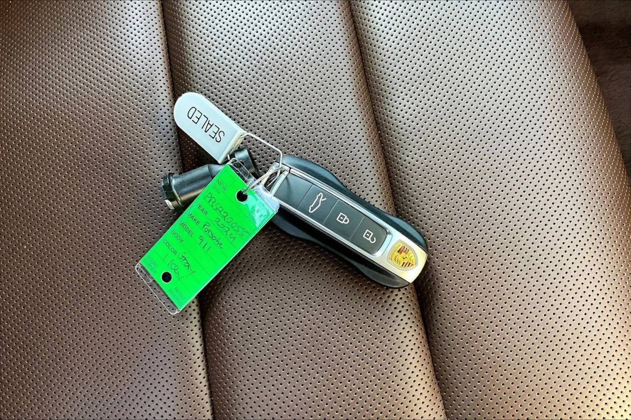 2024 Porsche 911 911 Carrera 4S (MY24)