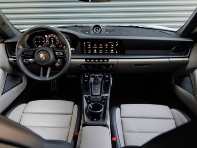 2025 Porsche 911 911 Carrera 4 GTS