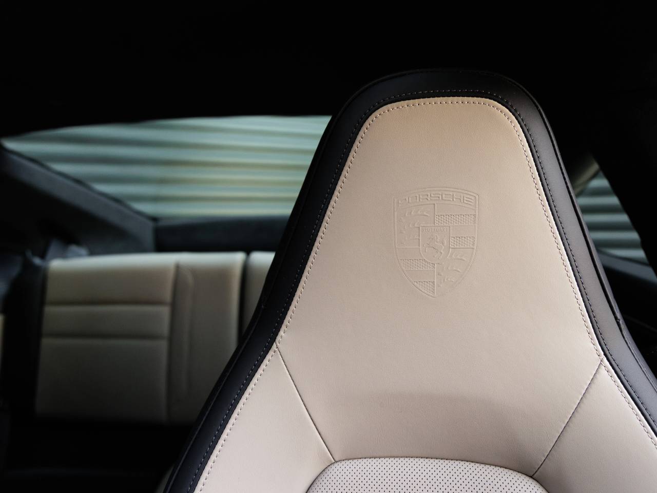 2025 Porsche 911 911 Carrera 4 GTS