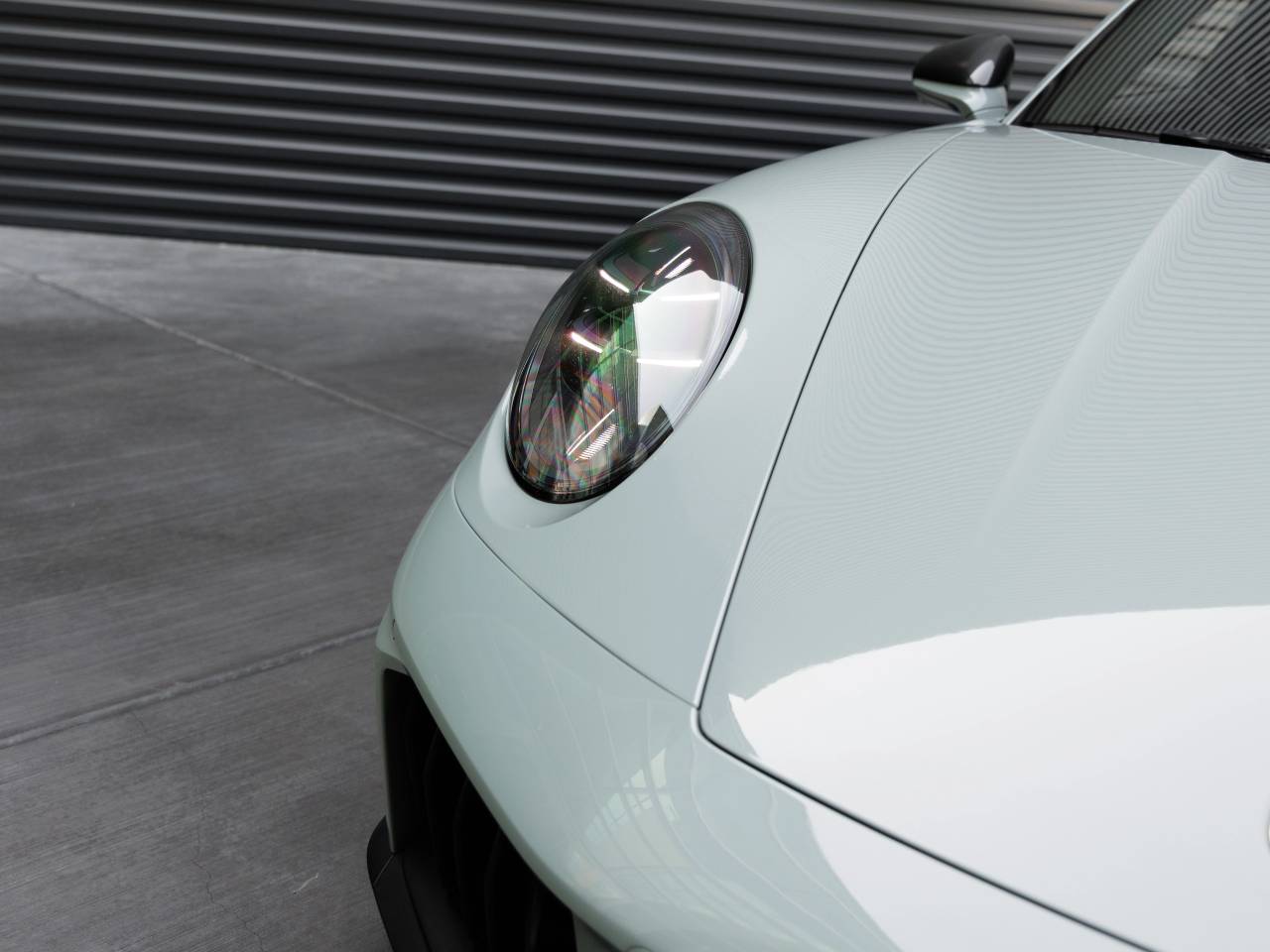 2025 Porsche 911 911 Carrera 4 GTS