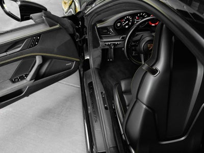 2023 Porsche 911 Carrera GTS