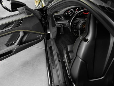 2023 Porsche 911 Carrera GTS