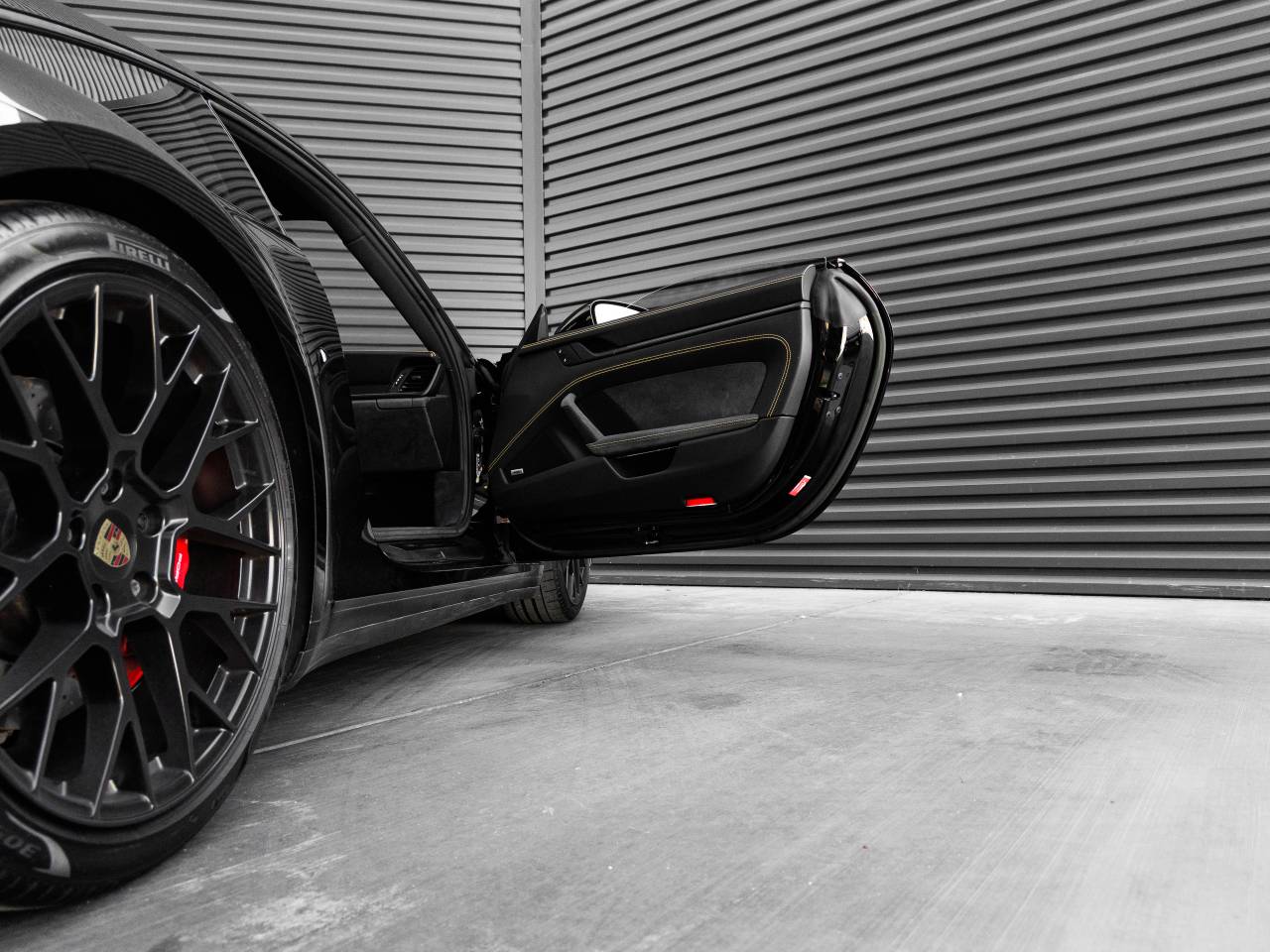 2023 Porsche 911 Carrera GTS