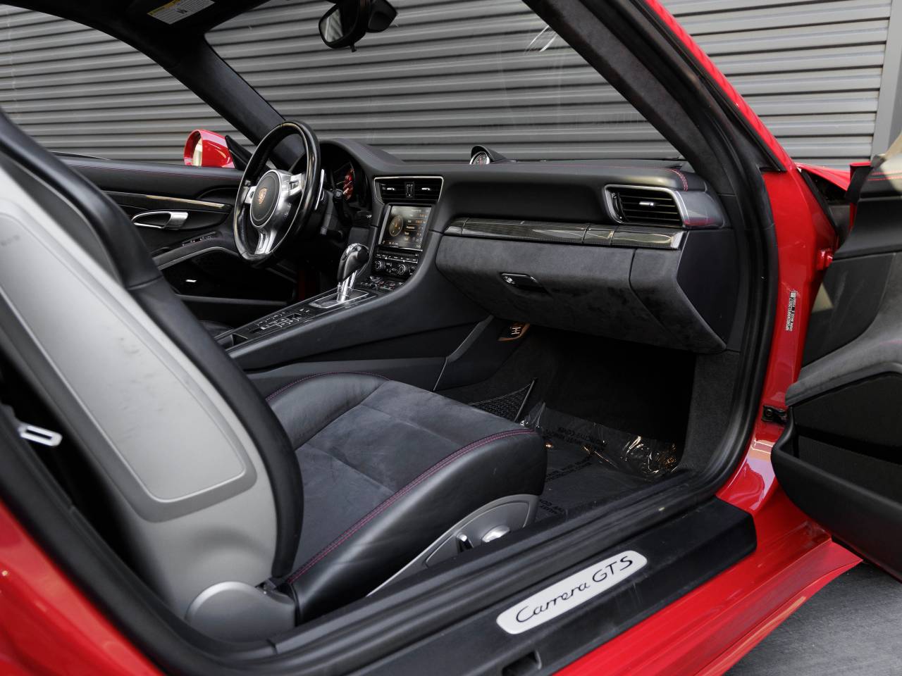 2015 Porsche 911 911 Carrera GTS