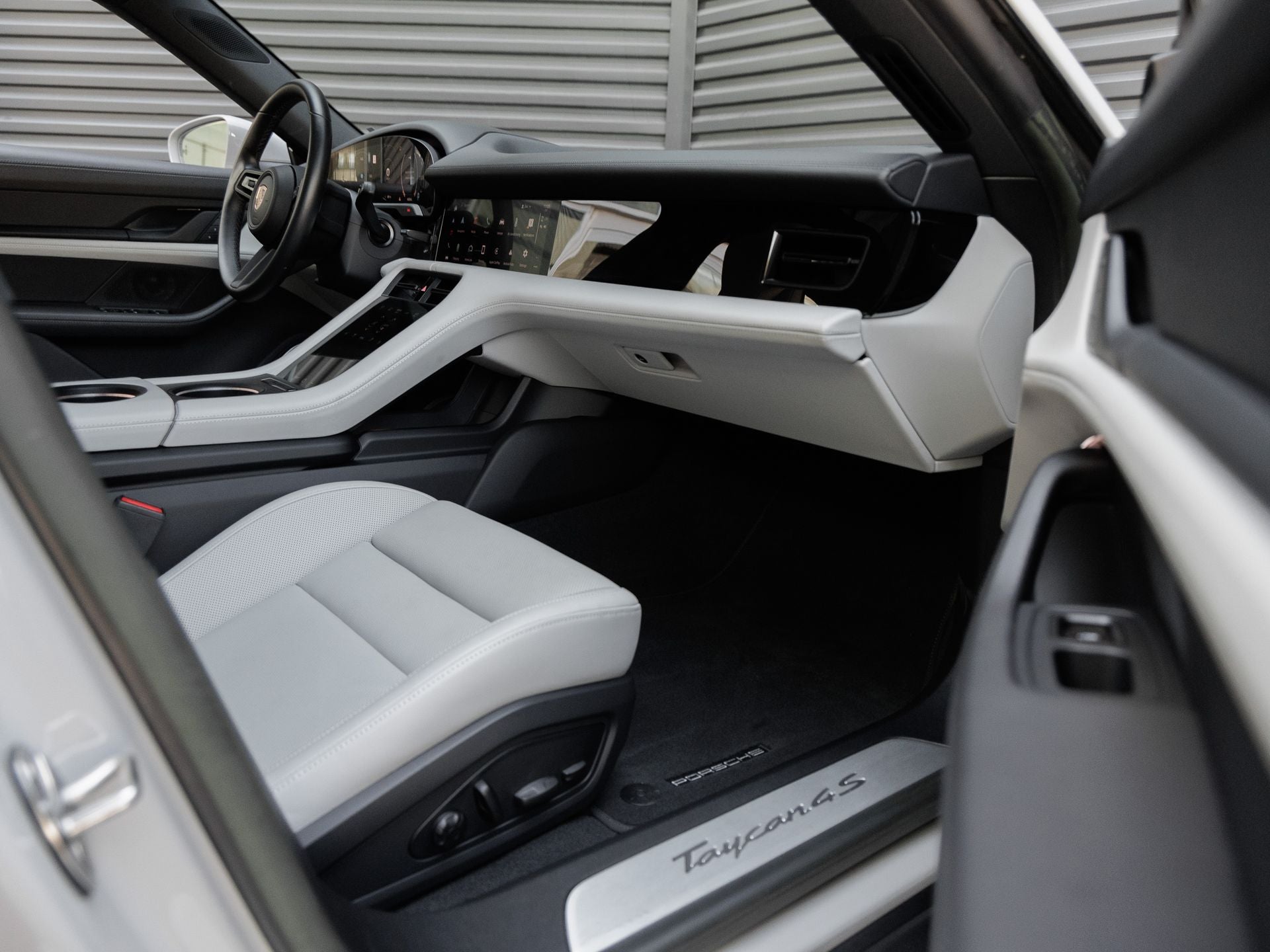 2023 Porsche Taycan Taycan 4S