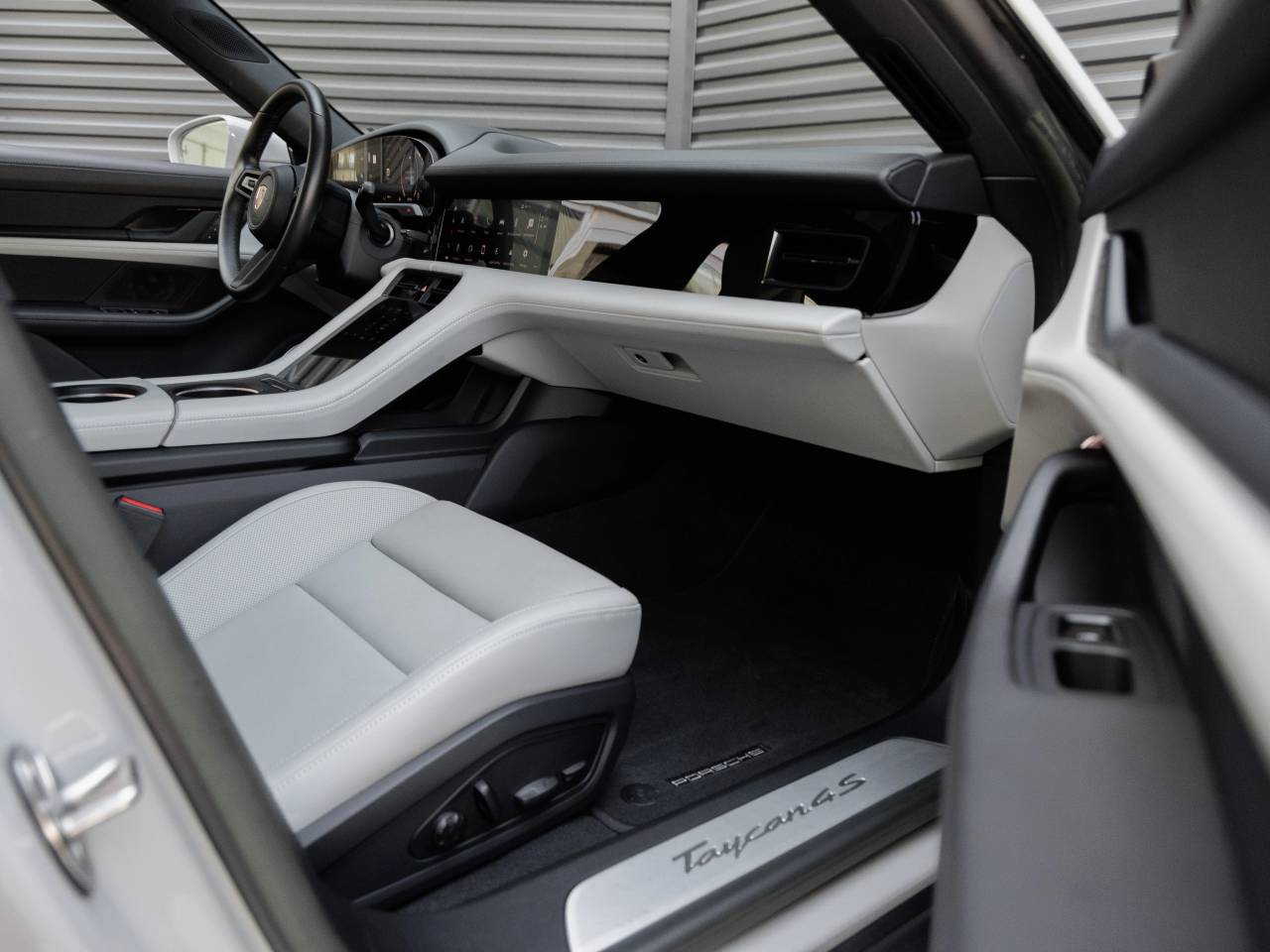 2023 Porsche Taycan Taycan 4S