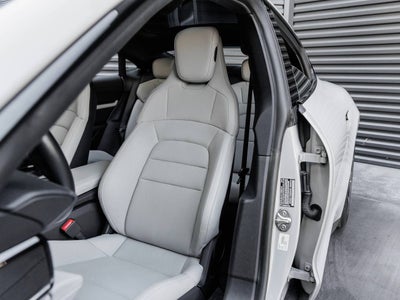 2023 Porsche Taycan Taycan 4S