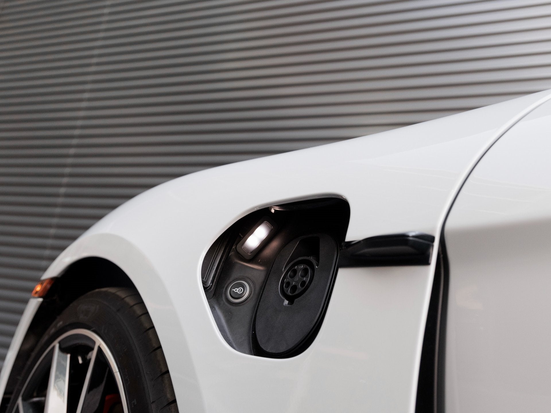 2025 Porsche Taycan Taycan 4S