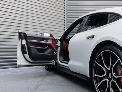 2025 Porsche Taycan Taycan 4S