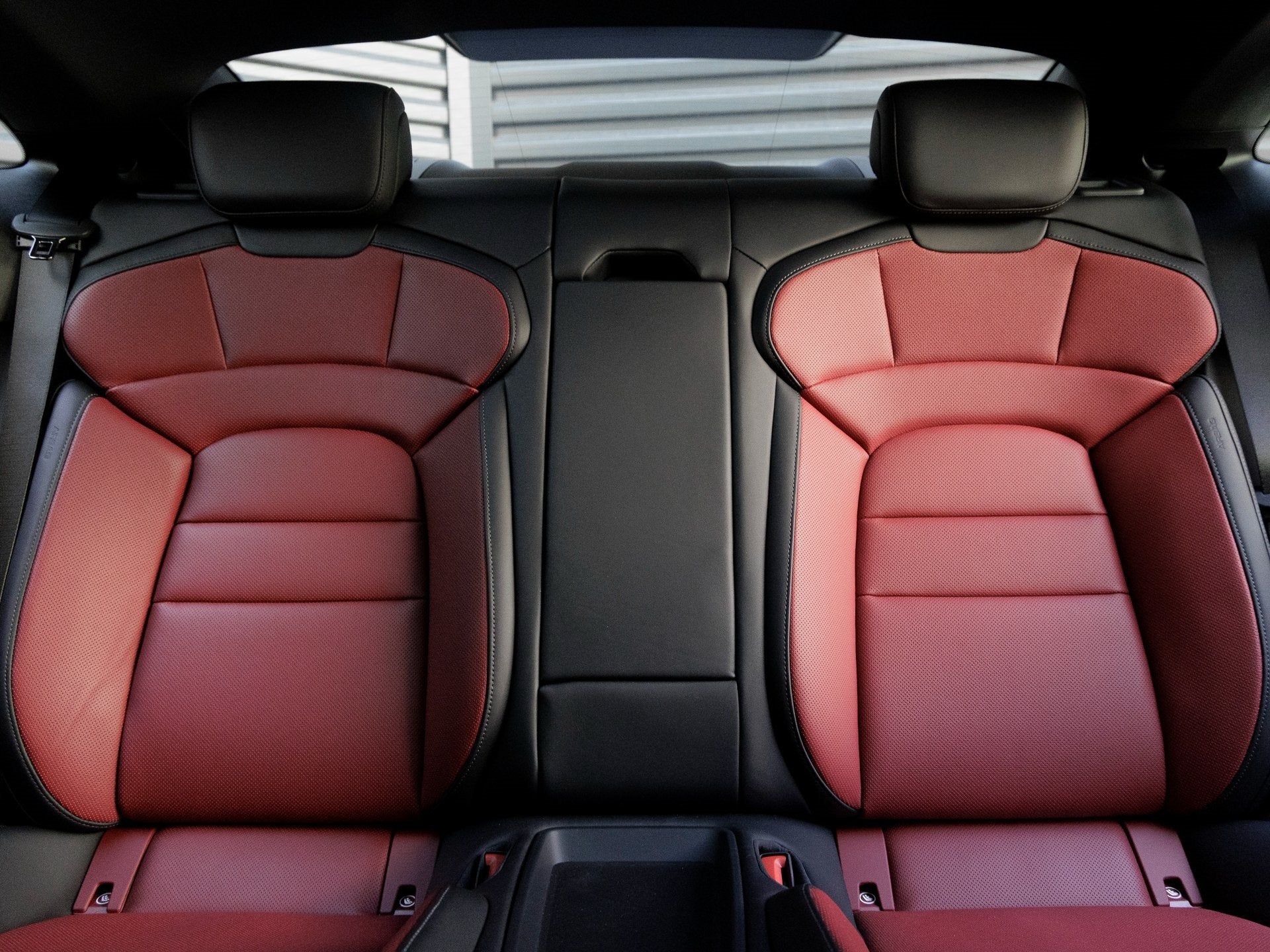 2025 Porsche Taycan Taycan 4S