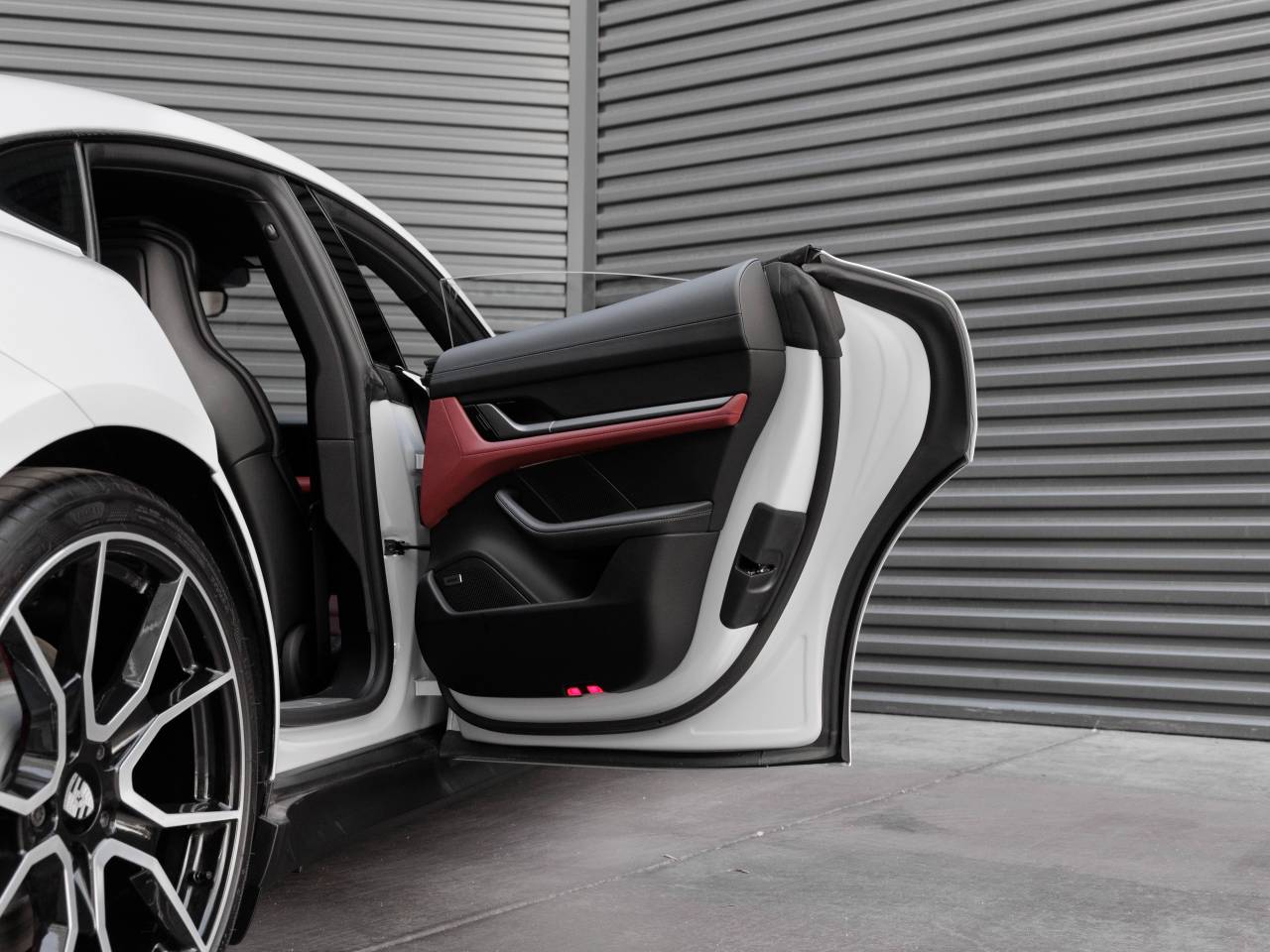 2025 Porsche Taycan Taycan 4S