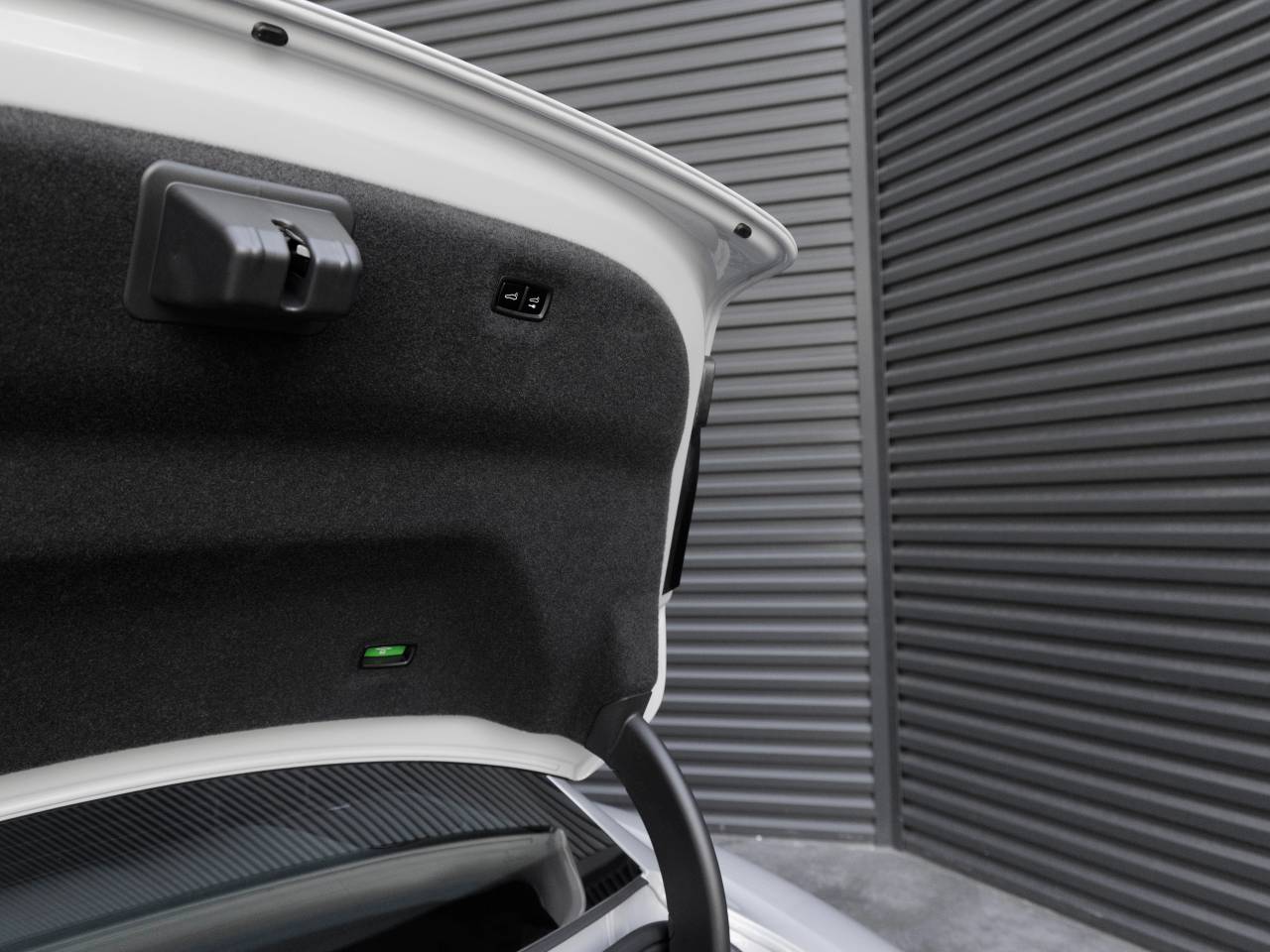 2025 Porsche Taycan Taycan 4S