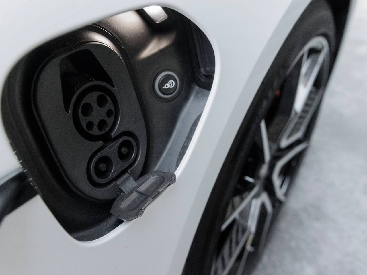 2025 Porsche Taycan Taycan 4S