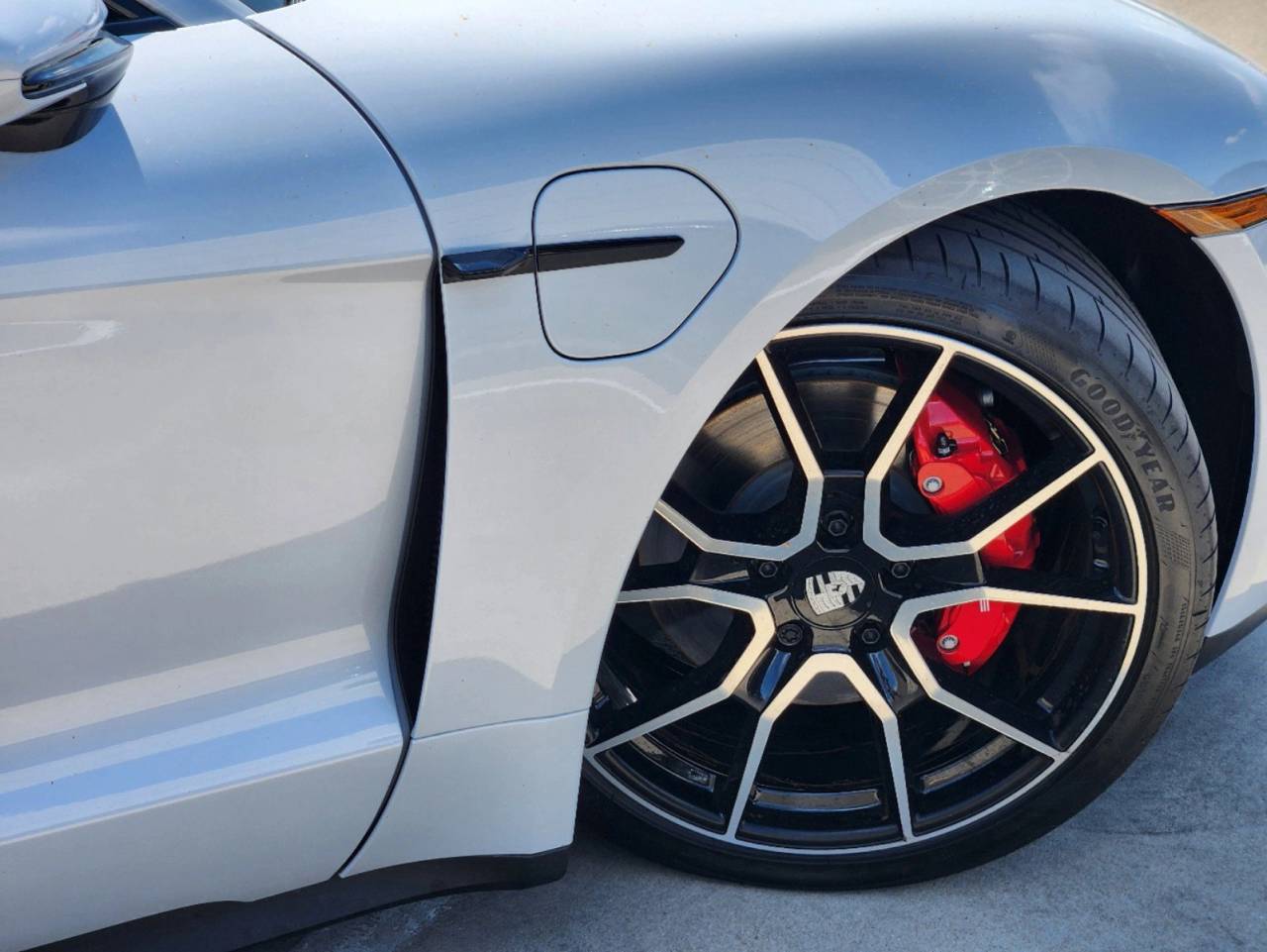 2025 Porsche Taycan Taycan 4S