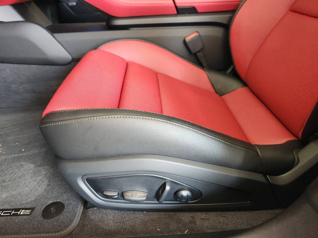 2025 Porsche Taycan Taycan 4S