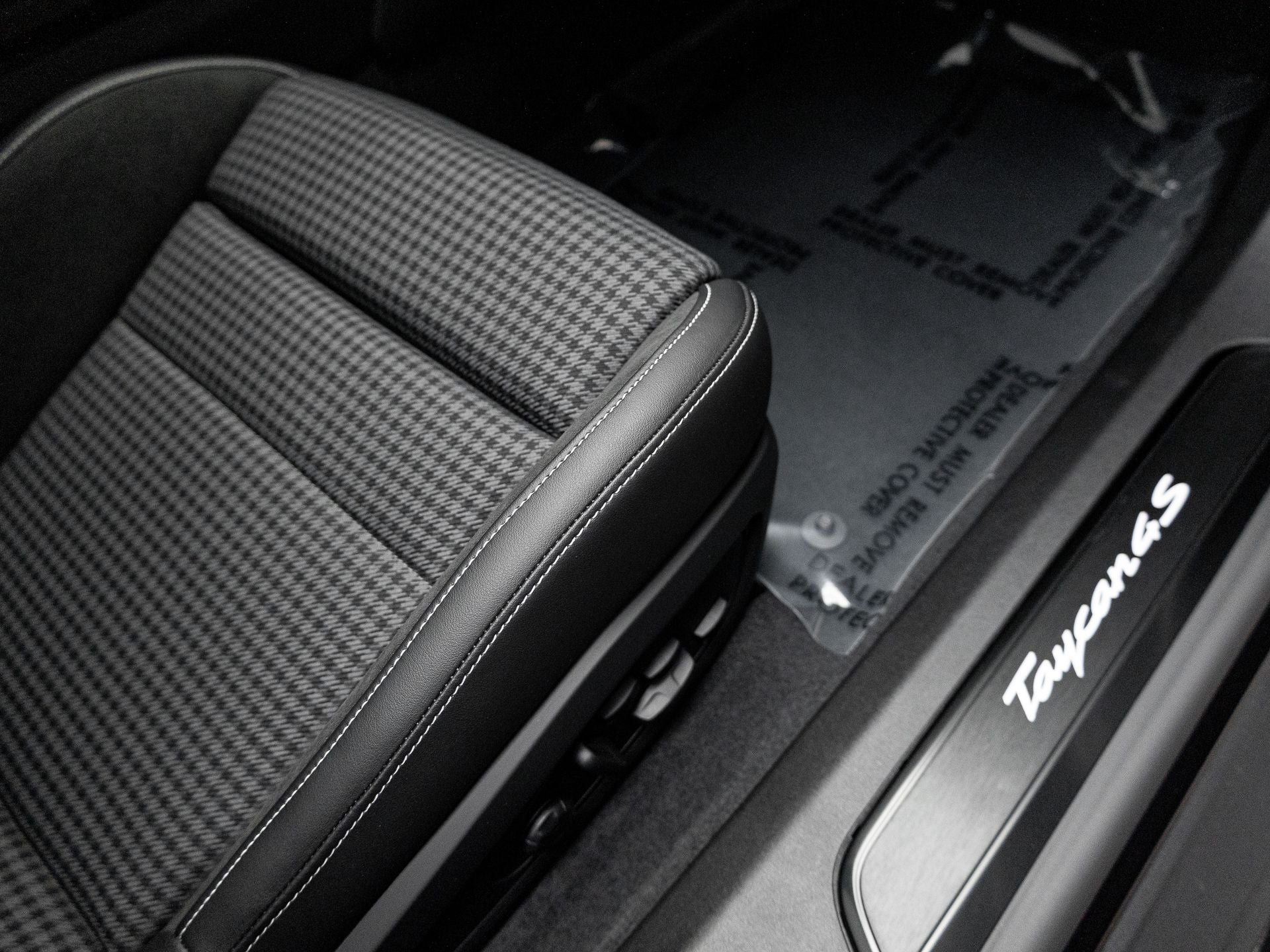 2026 Porsche Taycan 4S Black Edition