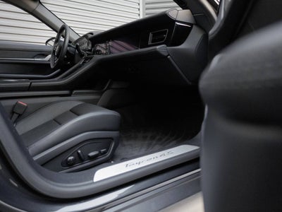 2025 Porsche Taycan Taycan 4S
