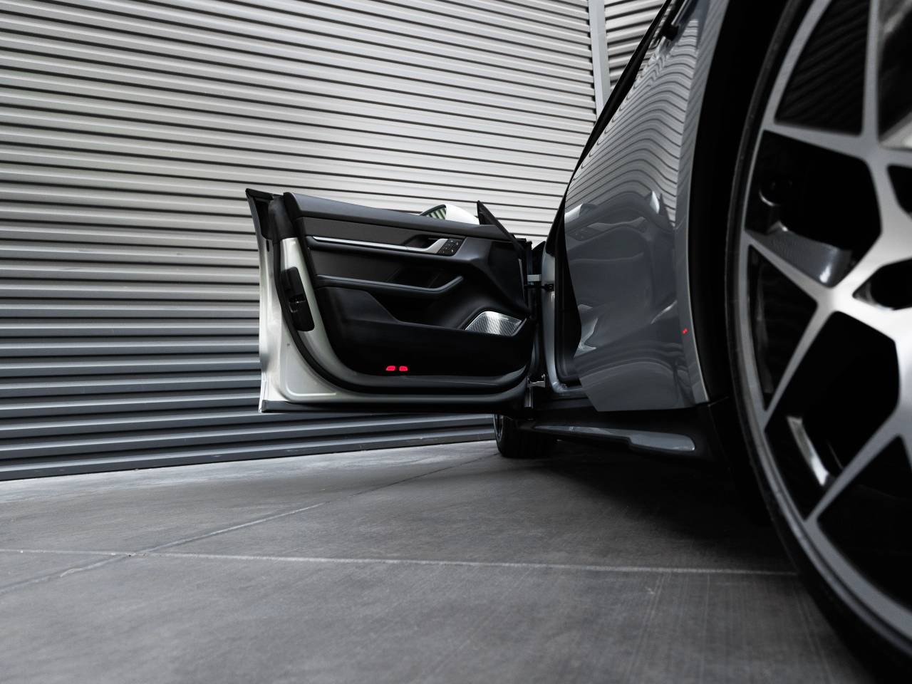 2025 Porsche Taycan Taycan 4S