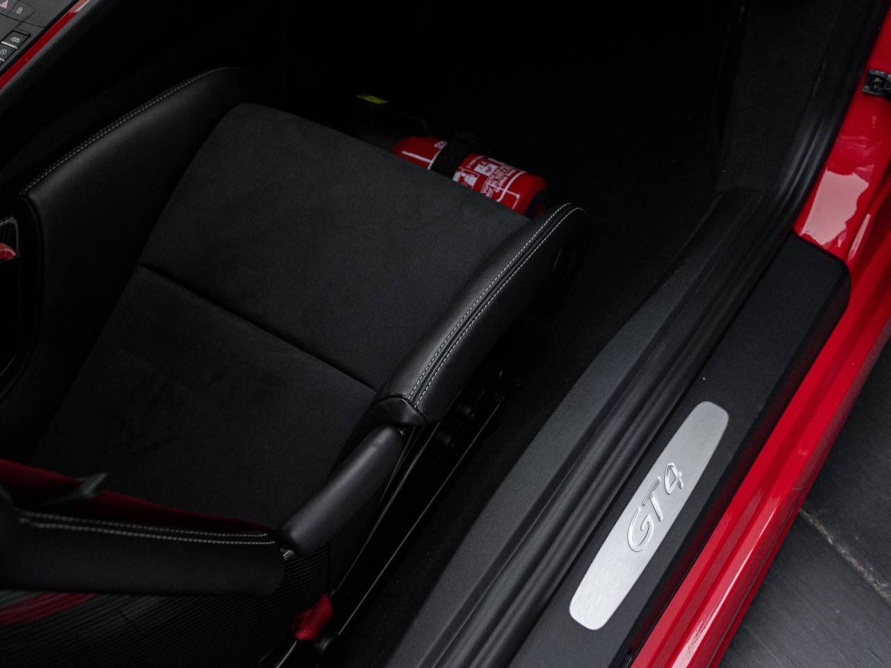 2022 Porsche 718 718 Cayman GT4 (MY22)